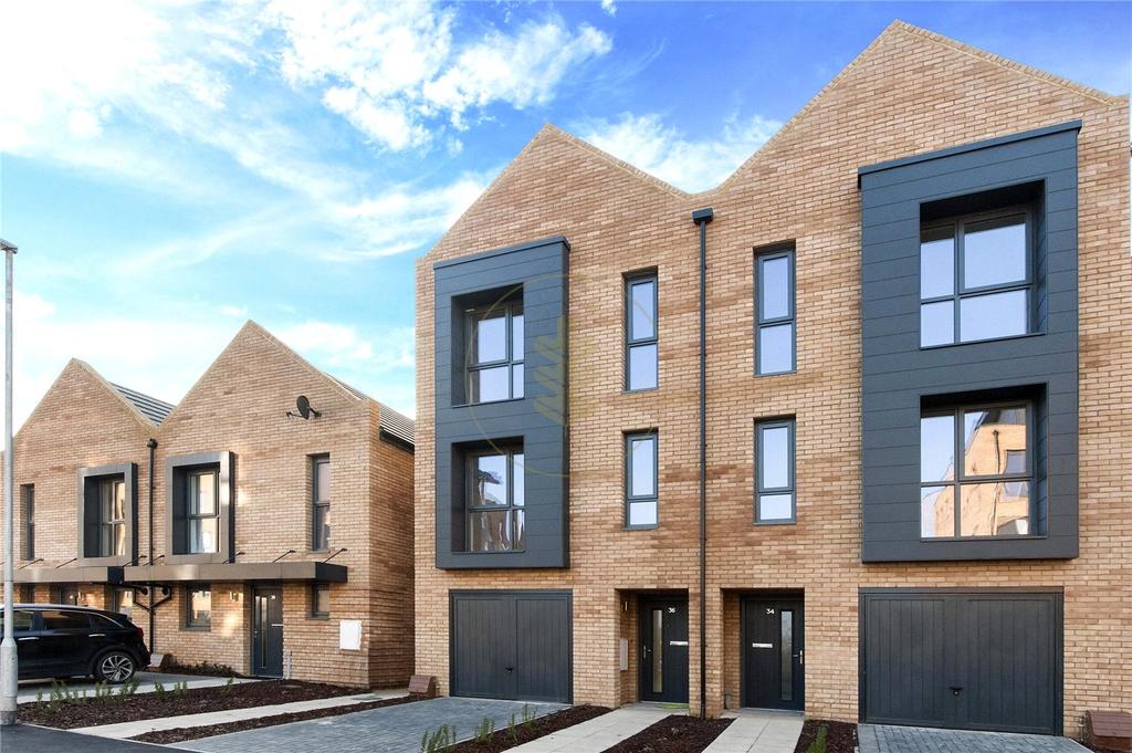 Swannell Way, Claremont Road, Cricklewood, NW2 3 bed house £2,752 pcm