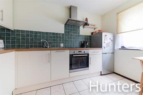 3 Braybourne Drive, Isleworth, TW7 5EL