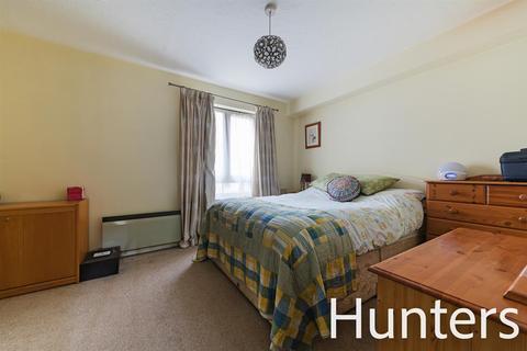 3 Braybourne Drive, Isleworth, TW7 5EL
