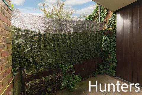 3 Braybourne Drive, Isleworth, TW7 5EL