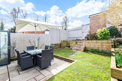 2 Copse Close, Marlow, SL7 2NY