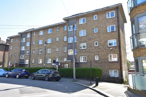 Flat 8, Wyatt House Wemyss Road, London, SE3 0TE