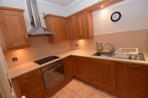 2 bedroom apartment to rent, The Corner House, Windsor Place, Leamington Spa