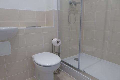 2 bedroom apartment to rent, Oscar Wilde Road, Reading, RG1