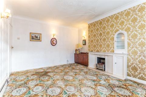 40 Sholver Lane, Oldham, OL1 4NT