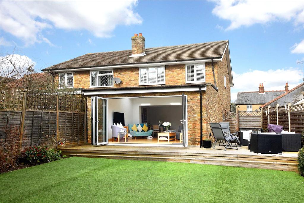 Glebe Road, Chalfont St. Peter, Gerrards Cross, SL9 3 bed semidetached house £765,000