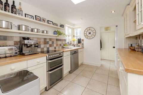 The Old Post Office Chapel Row, Chadlington, Chipping Norton, OX7 3NA