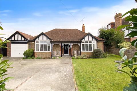 134 Arundel Road, Littlehampton, BN17 7DW