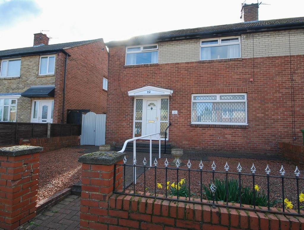 Keats Avenue, West Boldon 3 bed semidetached house £139,950