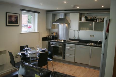 2 bedroom apartment for sale - Scott Court, Central Way, Warrington, Cheshire, WA2