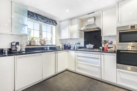 47 The Drive, Esher, KT10 8DJ