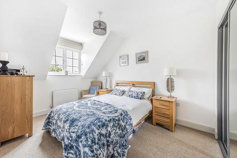 47 The Drive, Esher, KT10 8DJ