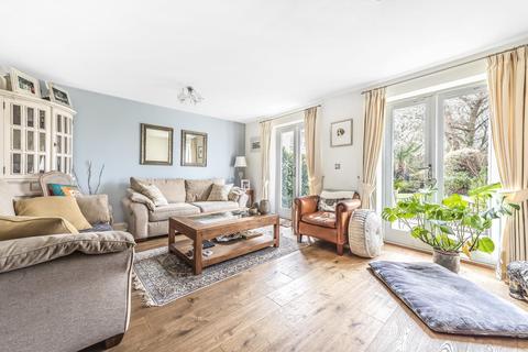 47 The Drive, Esher, KT10 8DJ