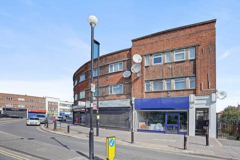 52 Medway Parade, Greenford, UB6 8HS