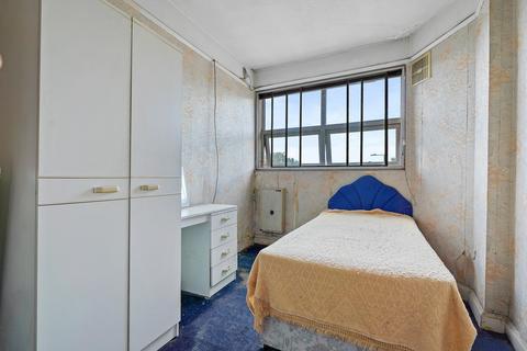 52 Medway Parade, Greenford, UB6 8HS