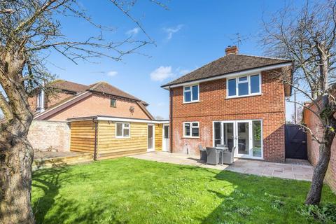 4 bedroom detached house to rent, Swallowfield Street,  Reading,  RG7