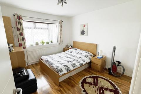 undefined, The Vale, Muswell Hill, N10