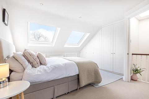 24 Aboyne Road, London, SW17 0AE