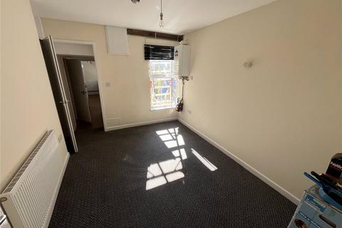 2 bedroom apartment to rent, Buxton Road, Luton, Bedfordshire, LU1