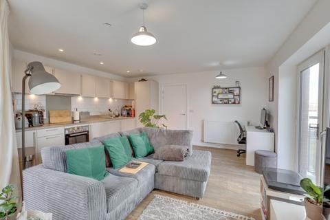 Capstan Road, Woolston