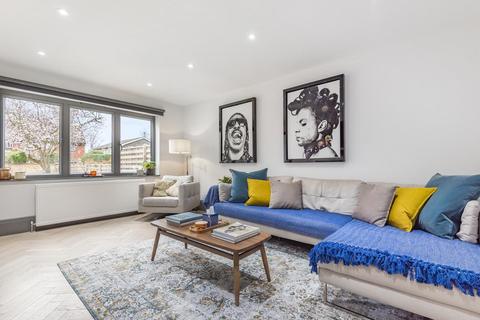 89 Thetford Road, New Malden, KT3 5DS