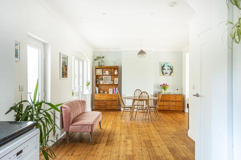 40 Convent Hill, London, SE19 3QX