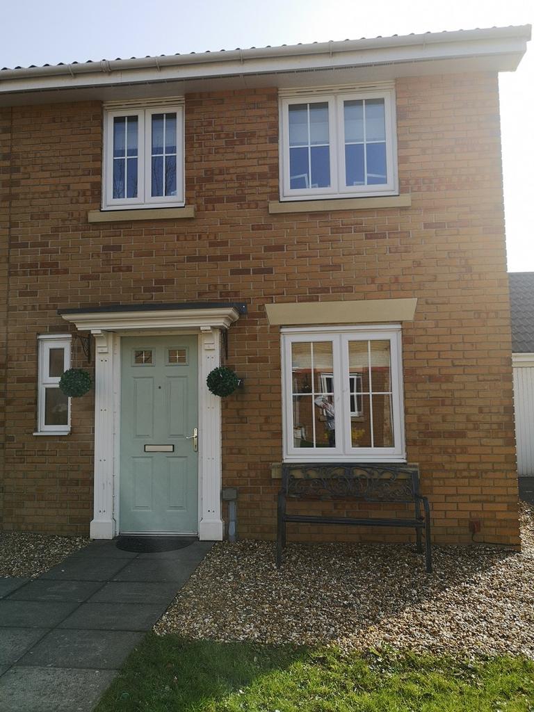 Abbottsmoor, Port Talbot, Neath Port Talbot. 3 bed semidetached house