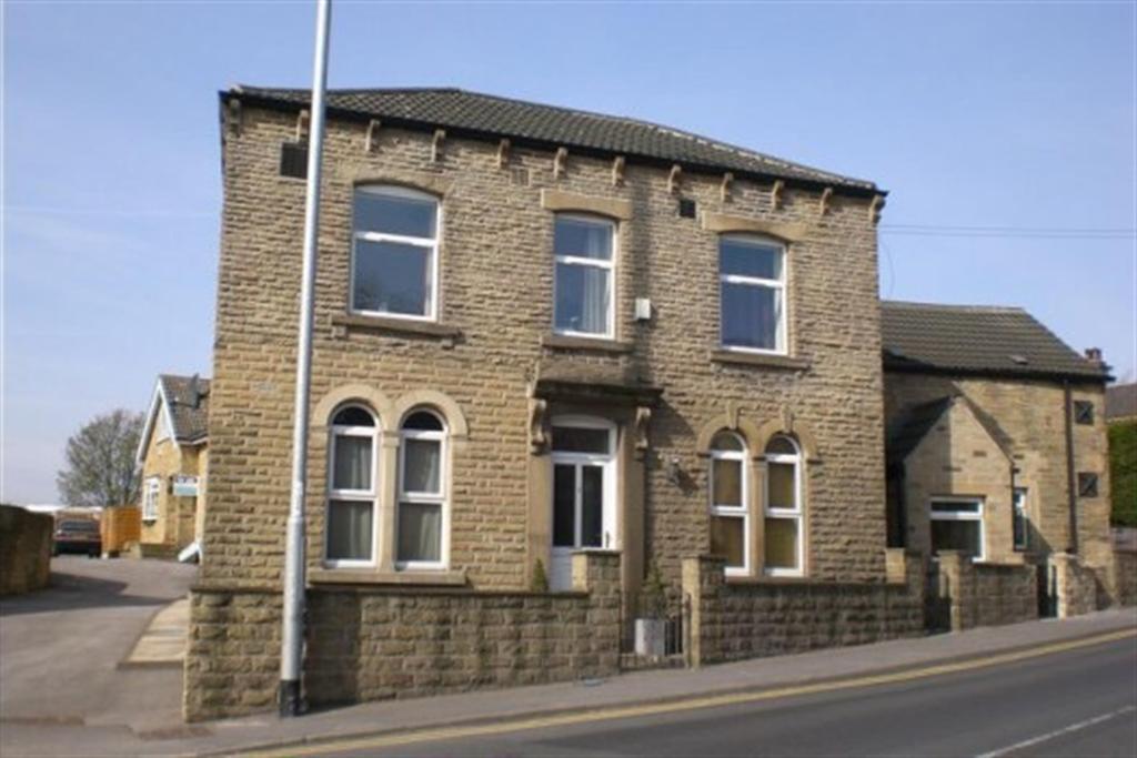 Uppermoor, Pudsey, LS28 8BT 2 bed terraced house £775 pcm (£179 pw)
