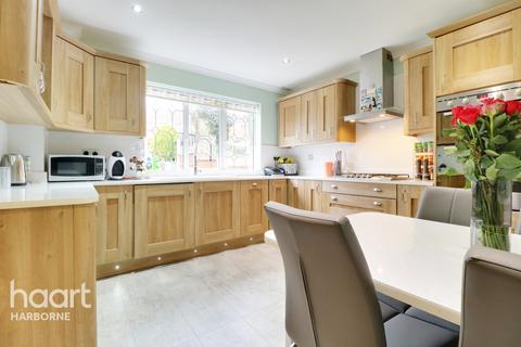 41 Cadnam Close, Birmingham, B17 0PX
