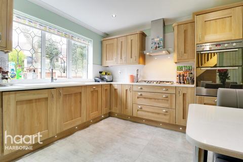 41 Cadnam Close, Birmingham, B17 0PX