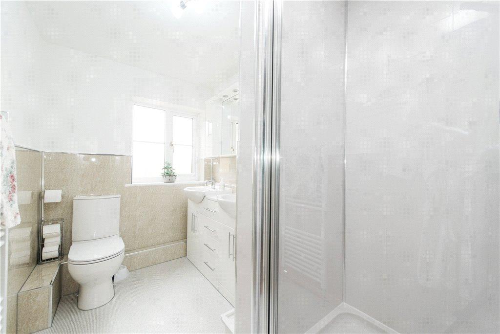 Guest Bed En Suite