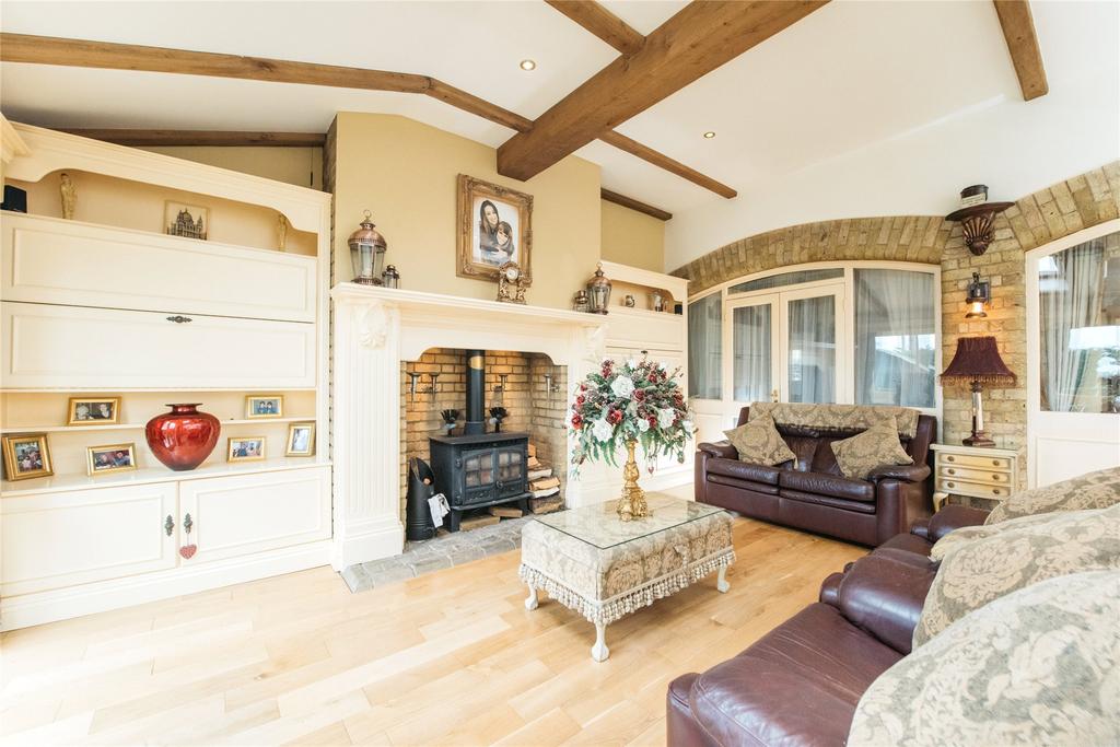 Sit/Din/Cinema Room