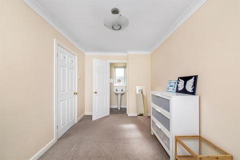 3 Boothroyd Drive, Leeds, LS6 2SL