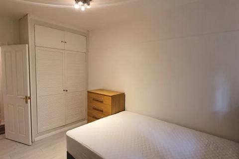 2 bedroom flat to rent, CORONATION COURT, BREWSTER GARDENS, NORTH KENSINGTON, LONDON W10