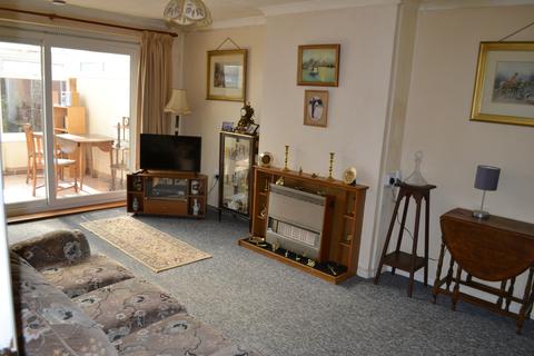 10 Glebe Close, St Margarets At Cliffe, Dover, CT15 6AF