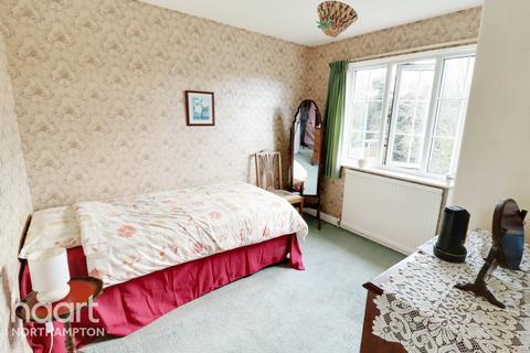 72 Cottingham Drive, Moulton, Northampton, NN3 7LG