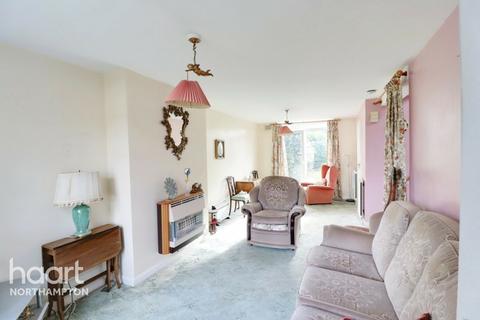 72 Cottingham Drive, Moulton, Northampton, NN3 7LG