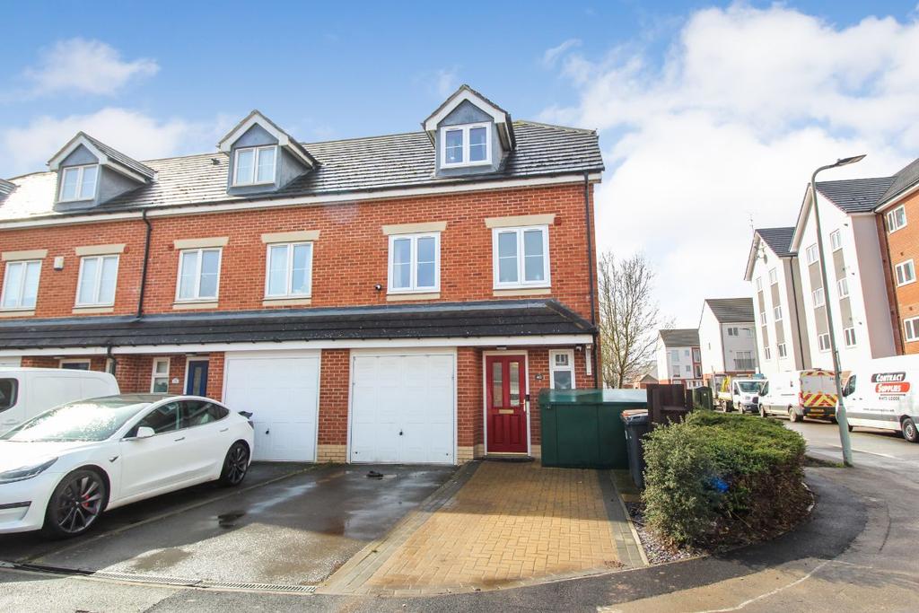 Palgrave Road, Bedford 3 bed semidetached house for sale £270,000