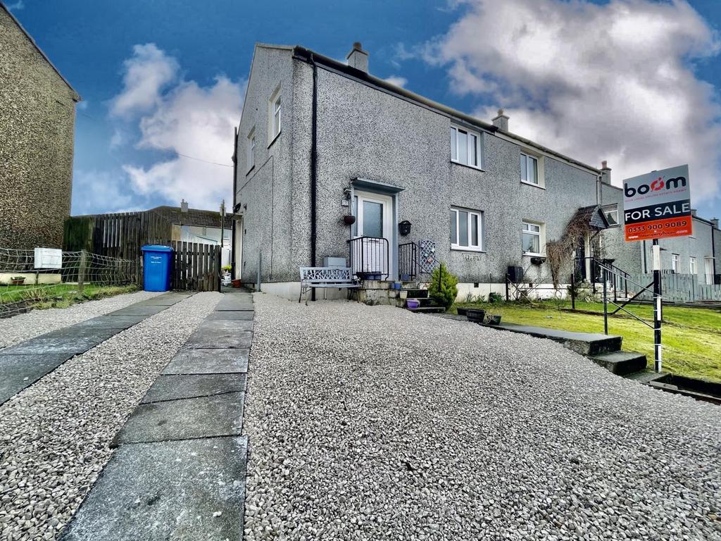 42 Blackthorn Avenue, Beith 3 bed semidetached house £105,000