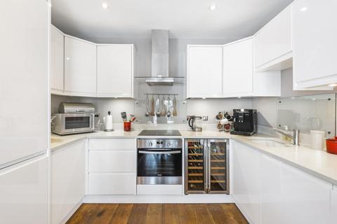 4a Rossiter Road, London, SW12 9RU