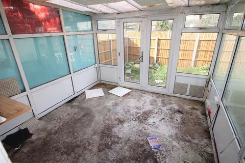 57a Barton Avenue, Romford, RM7 0NB