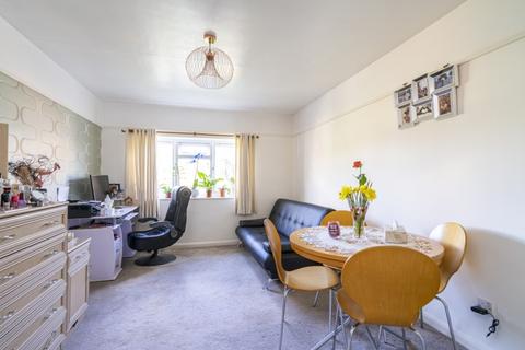 40 Mallard Way, Northwood, HA6 2TQ