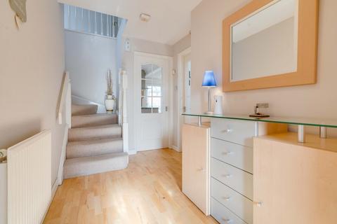 51 Kingfisher Road, Adwick Le Street, Doncaster, DN6 7UT