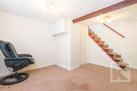 24 Grains Road, Delph, Oldham, OL3 5DS