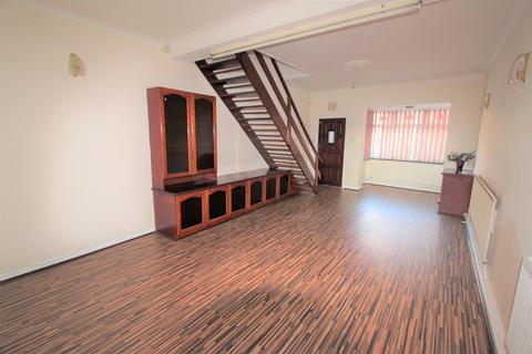 36 Clark Road, Wolverhampton, WV3 9NP
