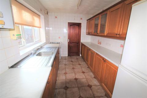 36 Clark Road, Wolverhampton, WV3 9NP