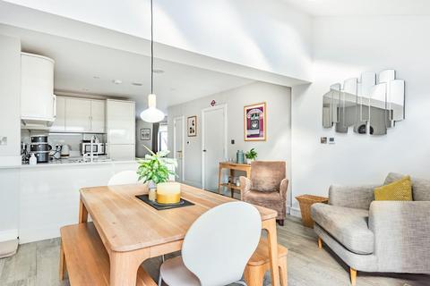 28 Queens Road, Ascot, SL5 9AF