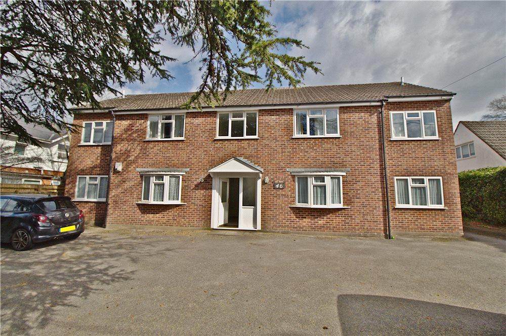 Ferndown, Dorset, BH22 2 bed flat £210,000