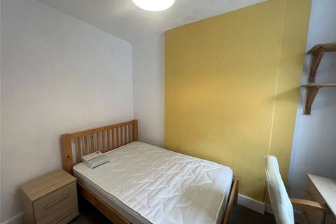 4 bedroom semi-detached house to rent, Craig Y Don Road, Bangor, Gwynedd, LL57