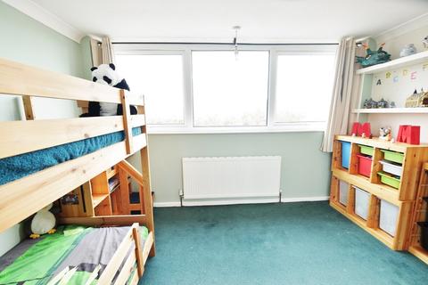 52a Edgewood Drive, Orpington, BR6 6LH